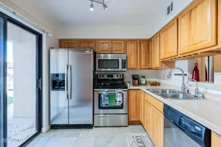 Photo #6: 6436634 Listing