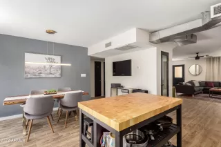 Photo #5: 6437026 Listing