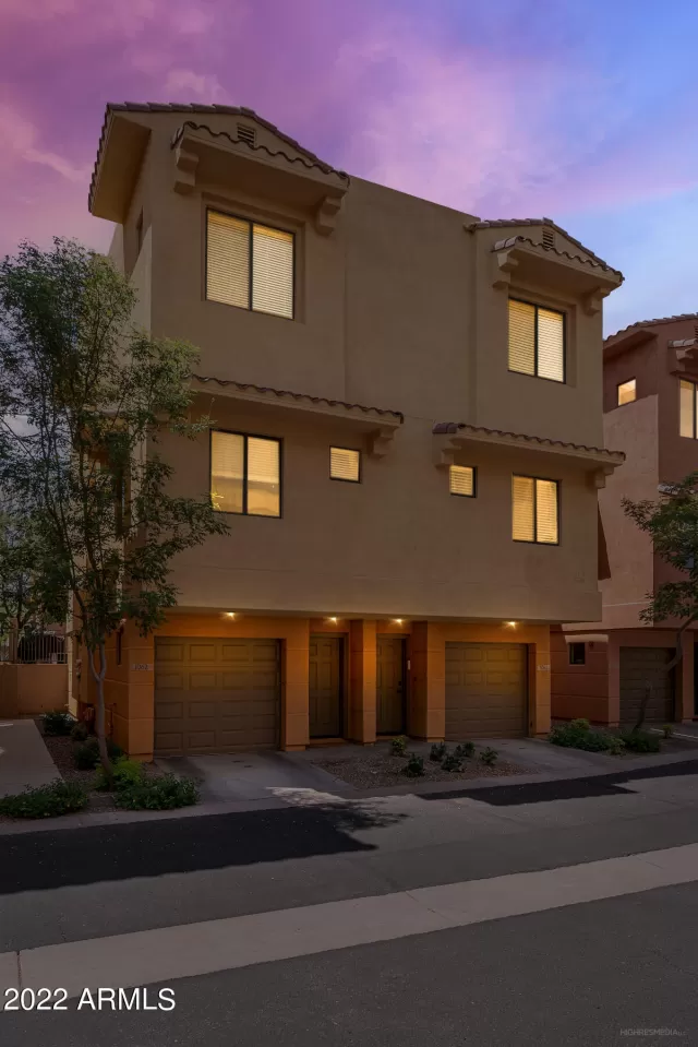 MLS: 6437153 Condo For Sale