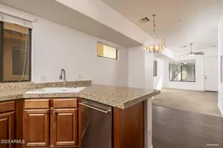 Photo #5: 6437153 Listing