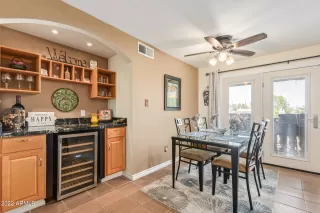 Photo #2: 6437572 Listing