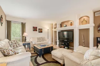 Photo #4: 6437572 Listing