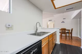 Photo #4: 6437580 Listing