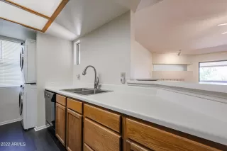 Photo #5: 6437580 Listing