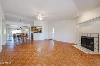 Photo #6: 6437580 Listing