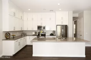 Photo #3: 6437592 Listing