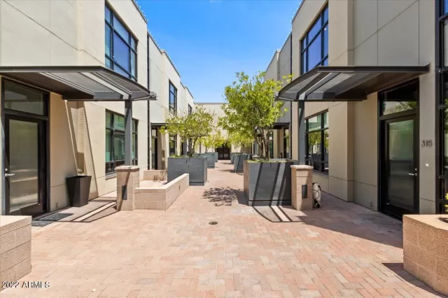 MLS: 6437666 Condo For Sale