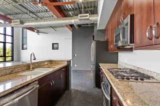 Photo #3: 6437666 Listing