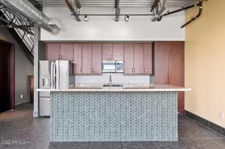 Photo #4: 6437666 Listing