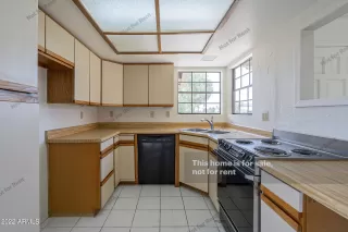 Photo #3: 6437726 Listing