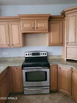 Photo #6: 6438048 Listing 