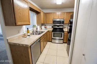Photo #6: 6438146 Listing 