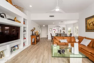 Photo #3: 6438921 Listing
