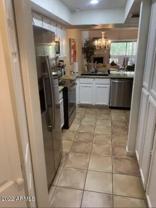 Photo #6: 6439070 Listing