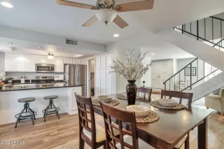 Photo #6: 6439210 Listing 