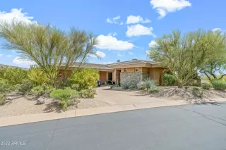 Photo #1: 6439300 Listing