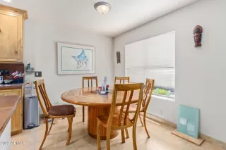 Photo #4: 6439756 Listing