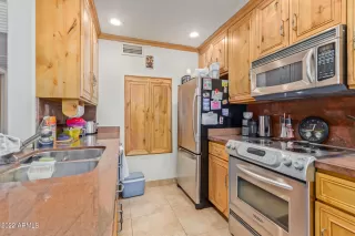 Photo #5: 6439756 Listing