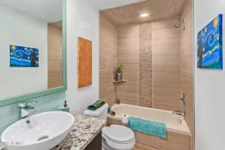 Photo #6: 6439756 Listing