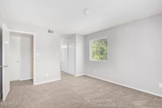 Photo #5: 6440034 Listing 