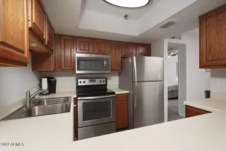 Photo #3: 6440093 Listing 