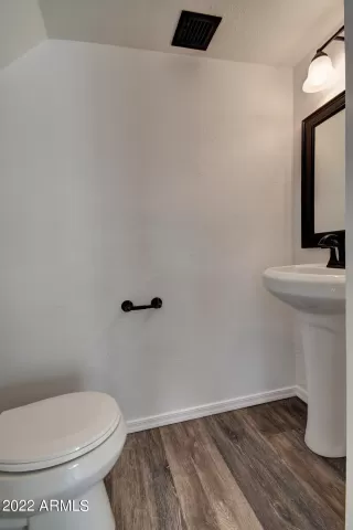 Photo #2: 6440225 Listing