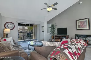 Photo #3: 6440565 Listing