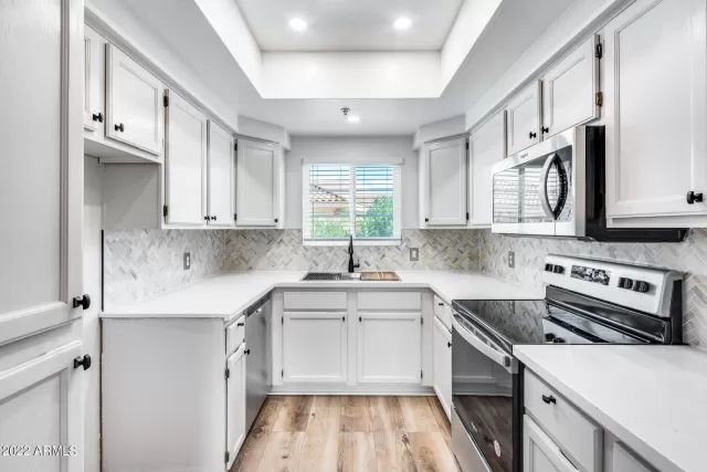 MLS: 6440731 Condo For Sale