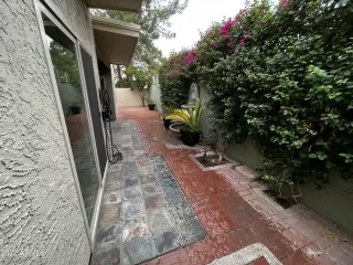 Photo #4: 6440934 Listing