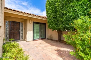 Photo #3: 6441183 Listing