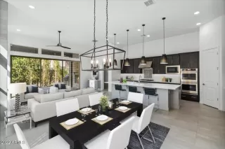 Photo #4: 6441491 Listing