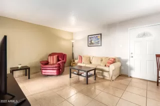 Photo #4: 6441606 Listing