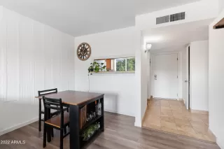 Photo #6: 6441851 Listing