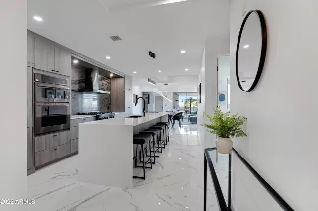 MLS: 6442083 Condo For Sale