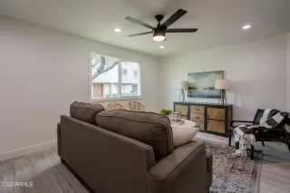 Photo #6: 6442097 Listing 