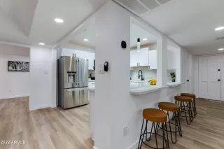 Photo #6: 6442175 Listing 