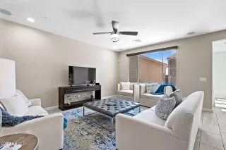 Photo #6: 6442413 Listing