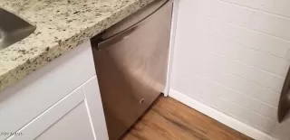 Photo #6: 6442434 Listing