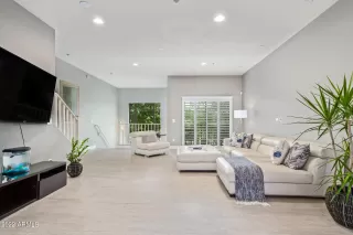 Photo #6: 6442584 Listing 