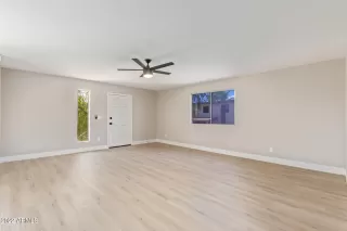 Photo #5: 6442587 Listing