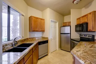 Photo #3: 6442757 Listing