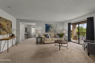 Photo #5: 6442761 Listing