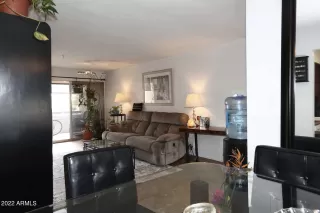 Photo #5: 6442858 Listing