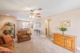 Photo #6: 6443499 Listing