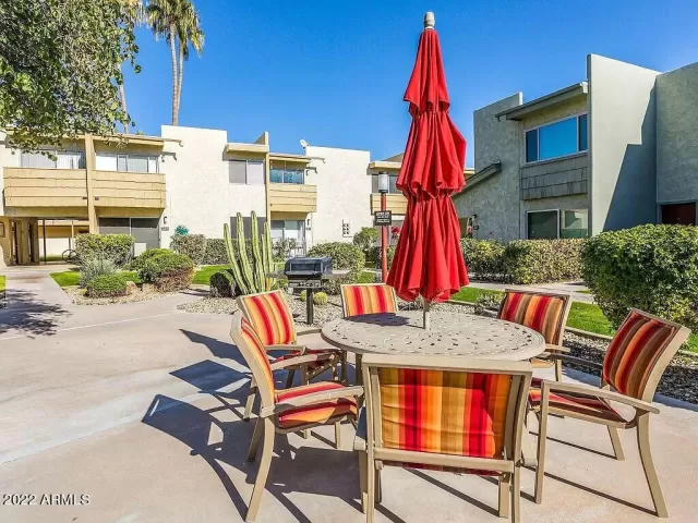 MLS: 6443537 Condo For Sale