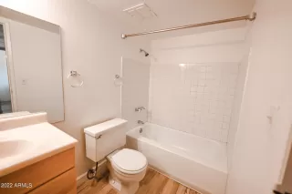 Photo #5: 6443537 Listing