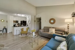 Photo #2: 6444284 Listing 