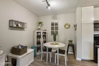 Photo #6: 6444284 Listing 
