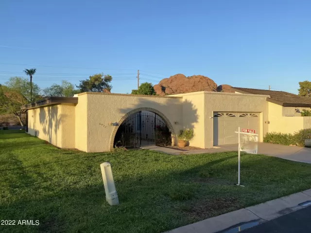 MLS: 6444463 Condo For Sale