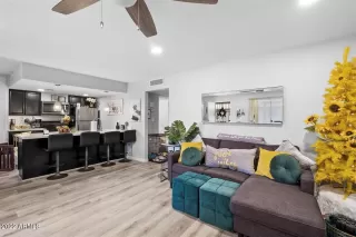 Photo #5: 6444531 Listing